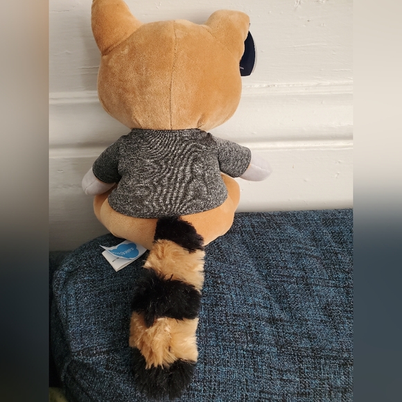Salesforce ASTRO plush doll - San Francisco Salesforce Tower edition, NWT - Picture 5 of 6